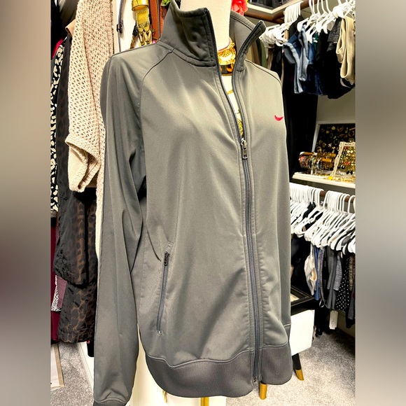 NIKE THE ATHLETIC DEPT Swoosh Logo Full Zip Track Jacket Gray Size Medium - Picture 6 of 8